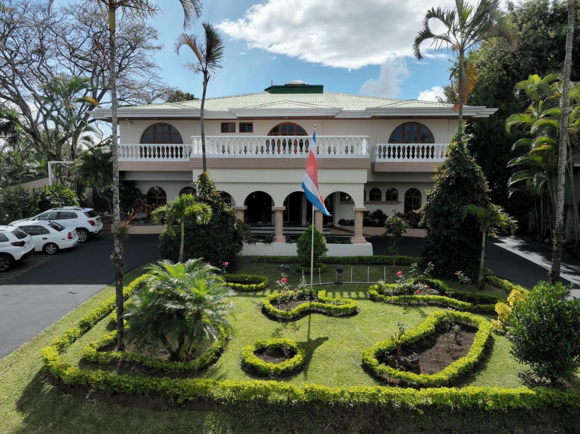 Buena Vista Chic Hotel Pilas Exterior foto